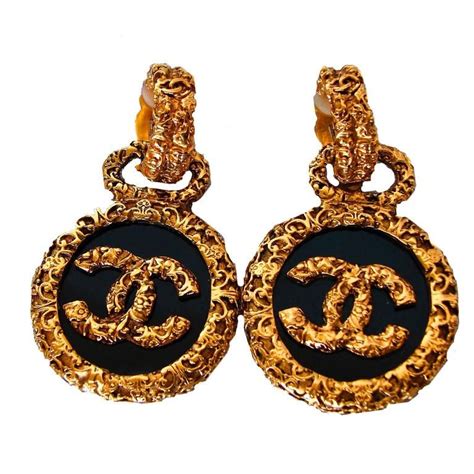 Results for chanel earrings .